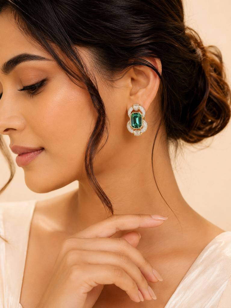 Emerald Halo Iridescent Crystal Stud Earrings : AN-VM-GR-0092-DE