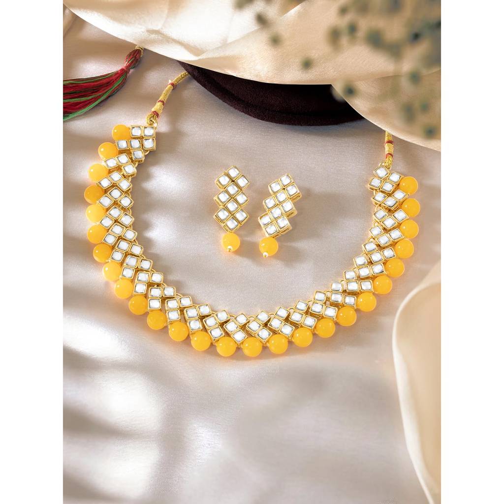 Gold Plated Indian Ethnic Kundan Pearl Fancy Bridal Traditional Choker Necklace Jewellery Set With Earrings For W : PF25N1018Y