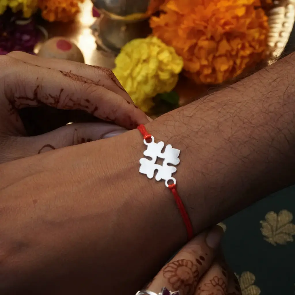 Silver Laser Cut Rakhi : 6358167