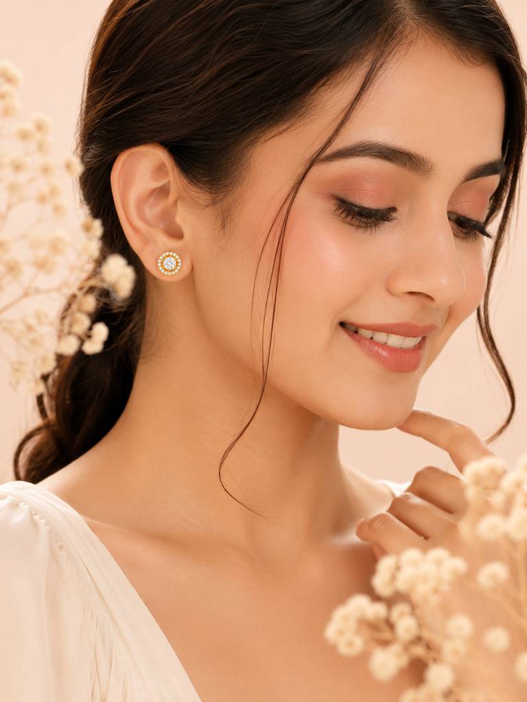 Tarnish-Resistant Halo Crystal Stud Earrings In 18K Gold Plating : AN-VM-GO-0141-DE