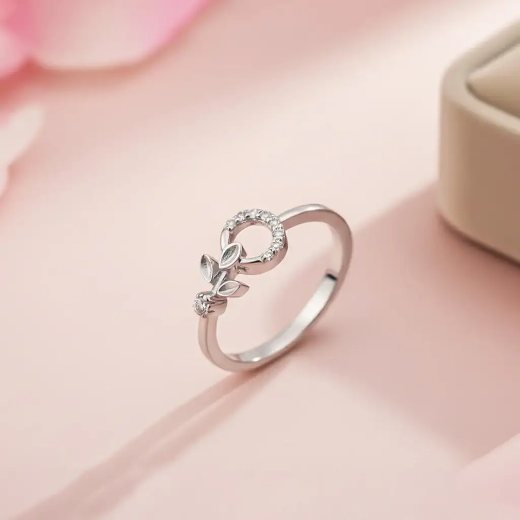 ZALKARI Silver Leaf Open Circle Ring · Eternz