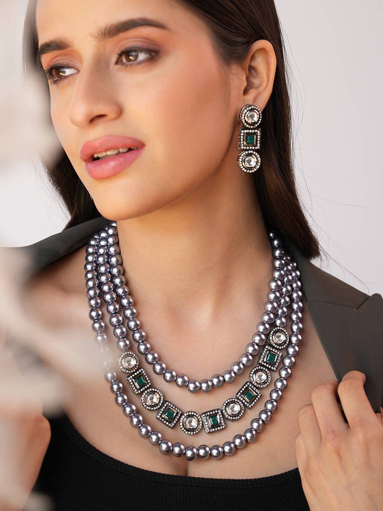 Shubi 3 Strand Semi Precious Pearl Necklace Set. : NCK89