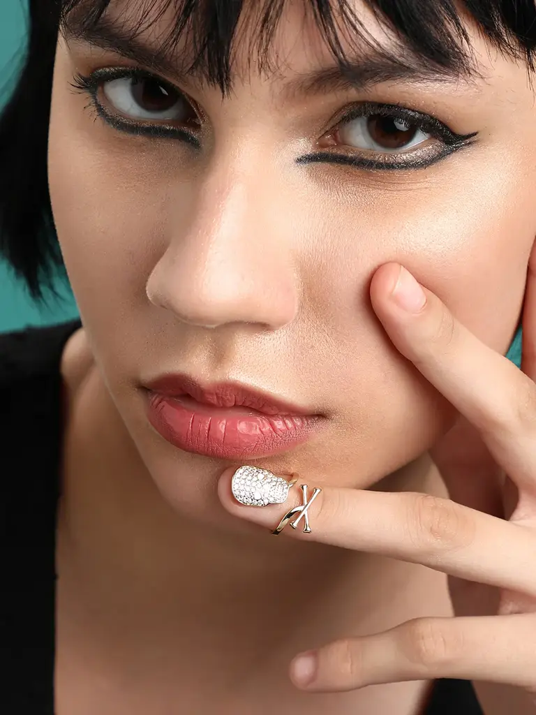 Shelly-Gold-Plated Nail Ring : SOHIRG9526