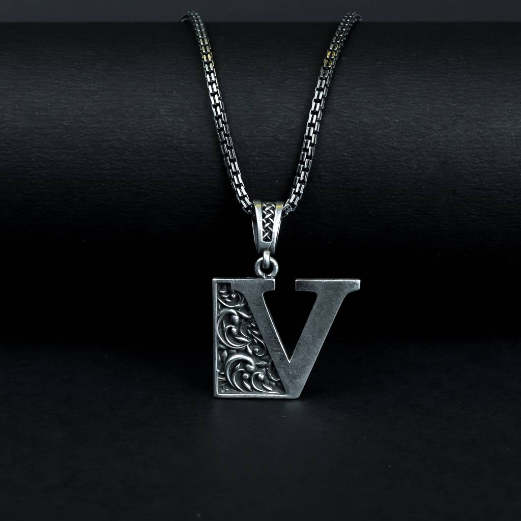 Alphabet Pendants : ZV-PEN-ALP-037-08