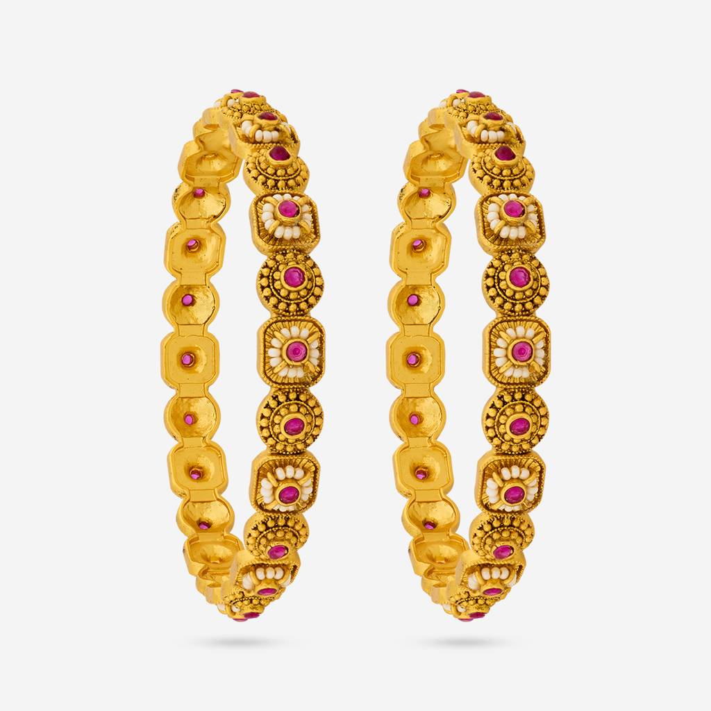 Ruby Gold - Plated Bridesmaid Antique Bangle 448564 : 448564