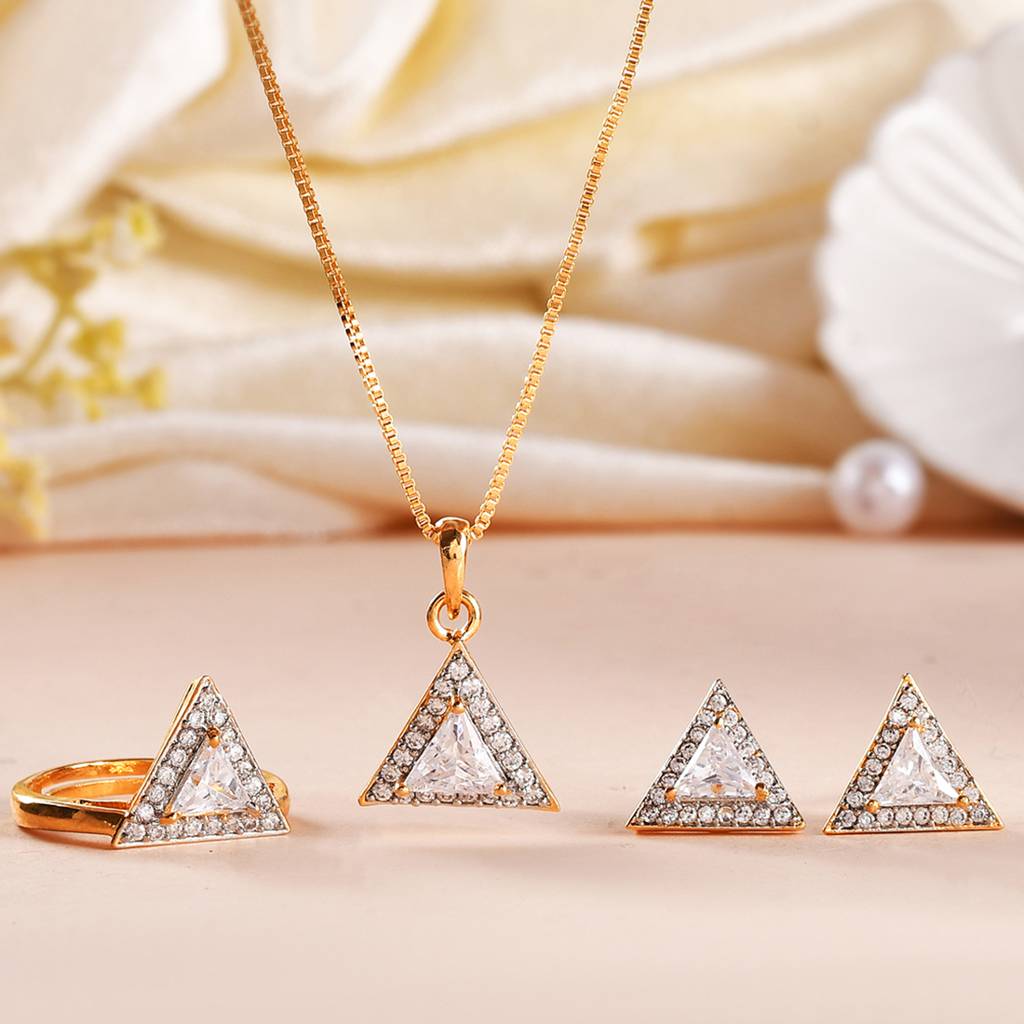 Sparkling Essentials Triangle Cut Cluster Setting Cz Box Set : 8905124480283