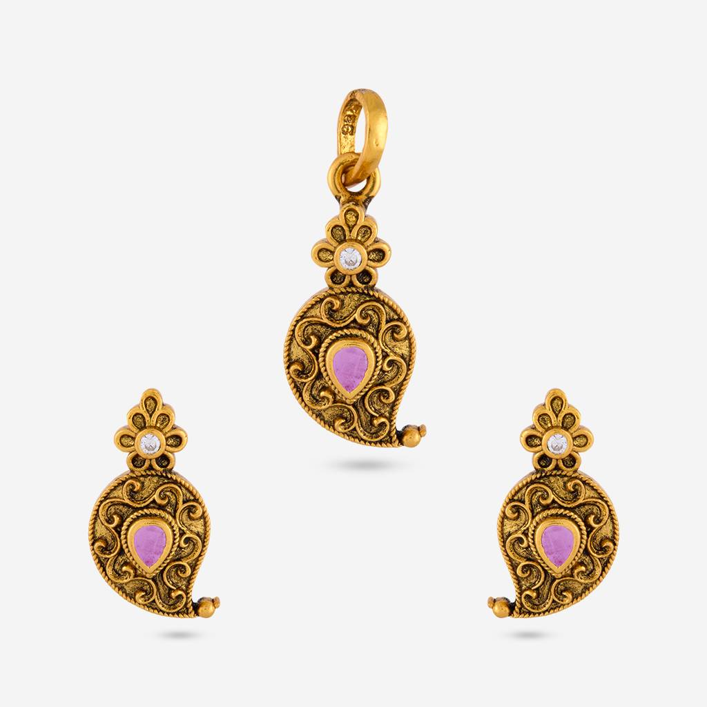 Ruby Oxidised Gold - Plated Festive Silver Temple Pendant Earring - 467800 : 467800