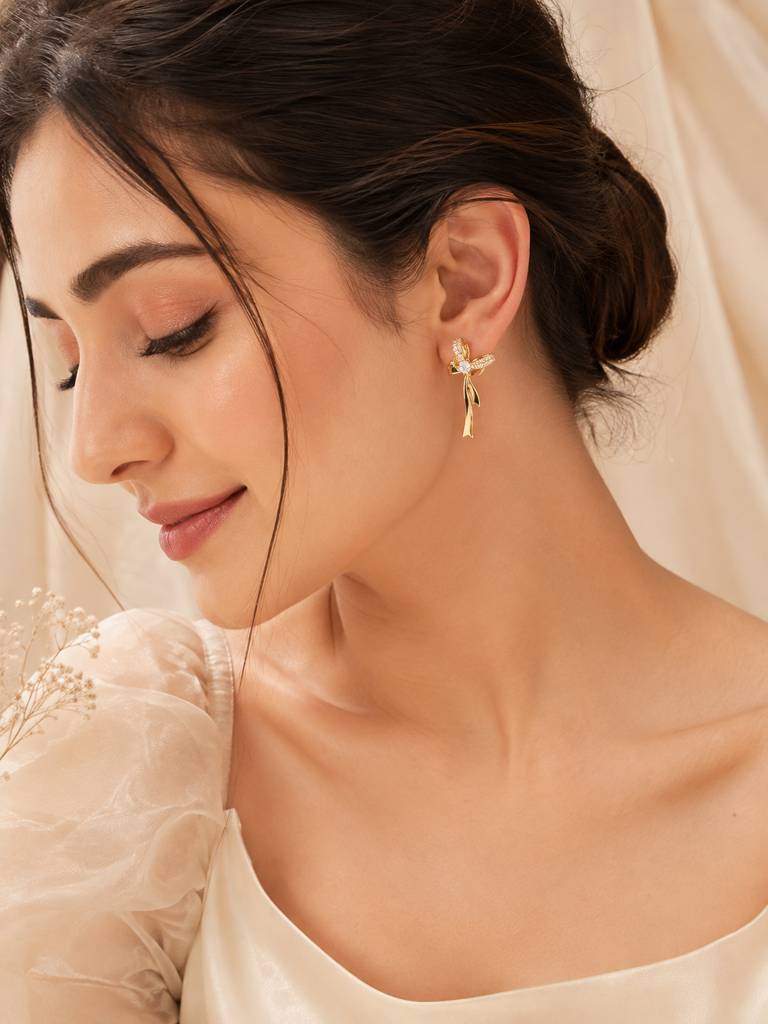 Celeste Ribbon Earrings – Gold-Plated : AN-LJ-GO-0046-DE