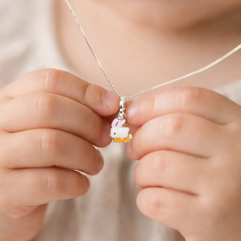 Shyle Little Red Apple Necklace · Eternz