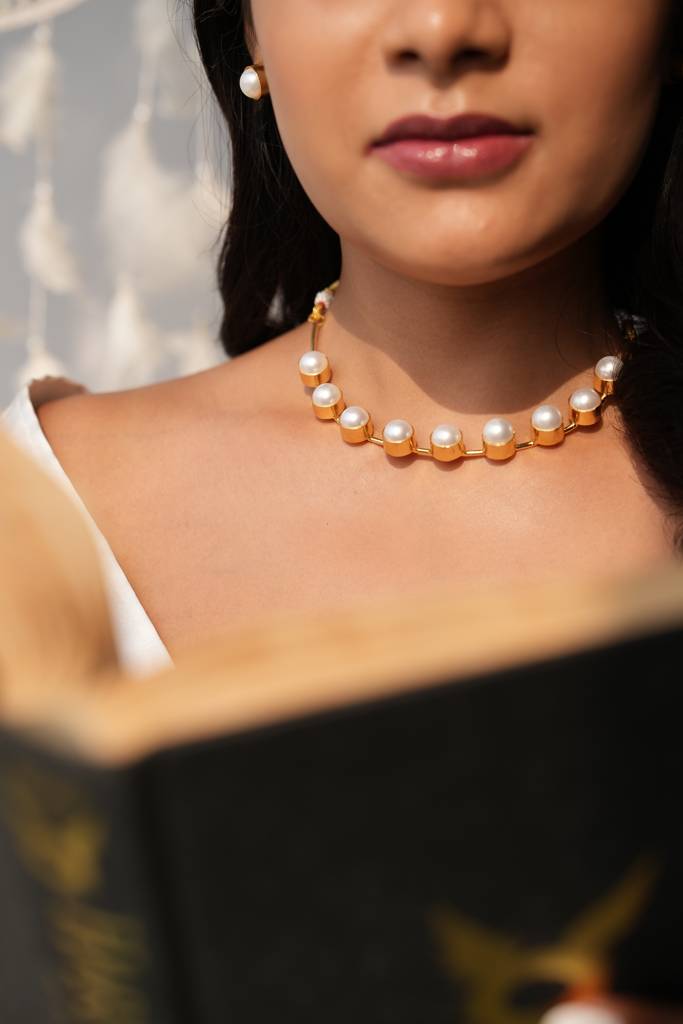 Semi-Precious Pearl Necklace Set : 1020NKS25GR