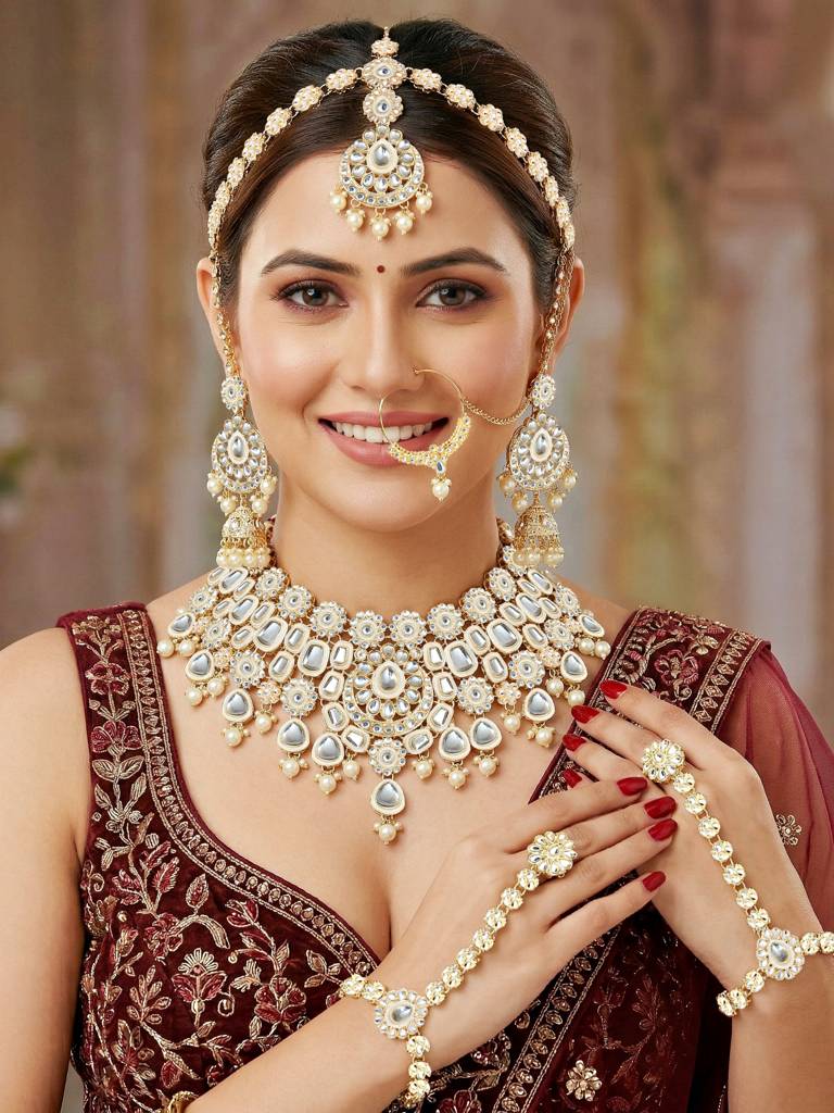 Bridal Kundan Jewellery Set With Hathphool & Nath : 2541-IZK-554-W