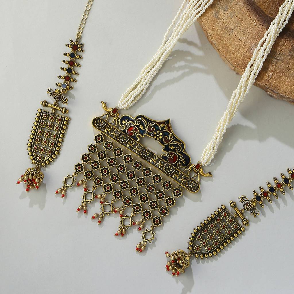 Arabian Nights Antique Gold Round Brass Jewellery Set : 8905124424089