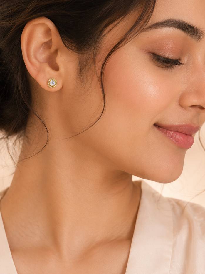 Halo Crystal Stud Earrings In 18K Gold Plating For Women : AN-VM-GO-0142-DE