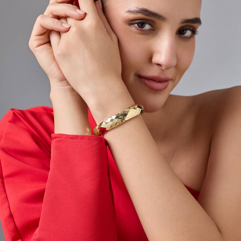 Gold - Plated Casual Wear Trendy Kada - 458931 : 458931