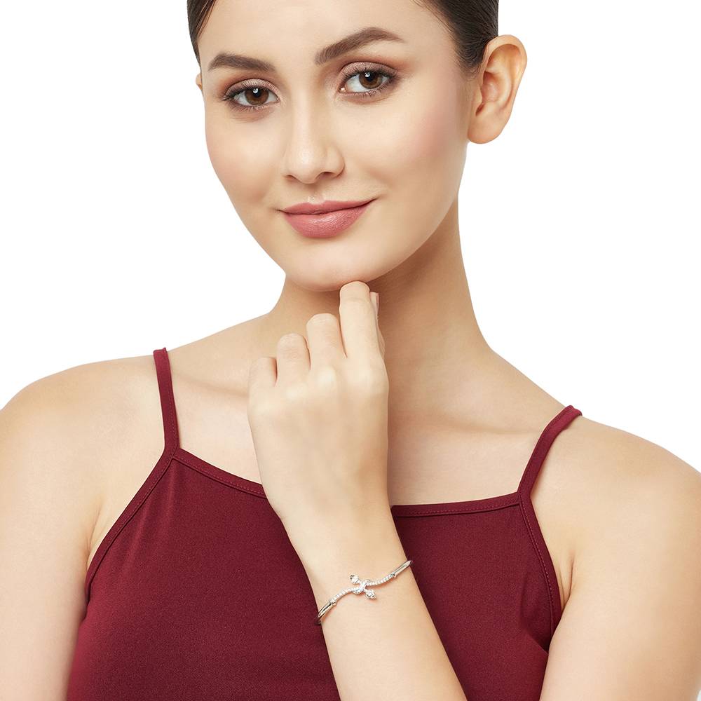 Stylish Silver Finish Bracelet From Elegance Collection : 8905124460834
