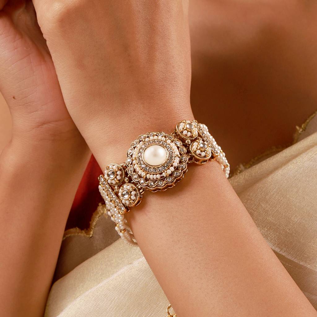Kundan Opulance Light Pink Cz-Pearl Yellow Gold-Plated Bracelet : 8905124585490