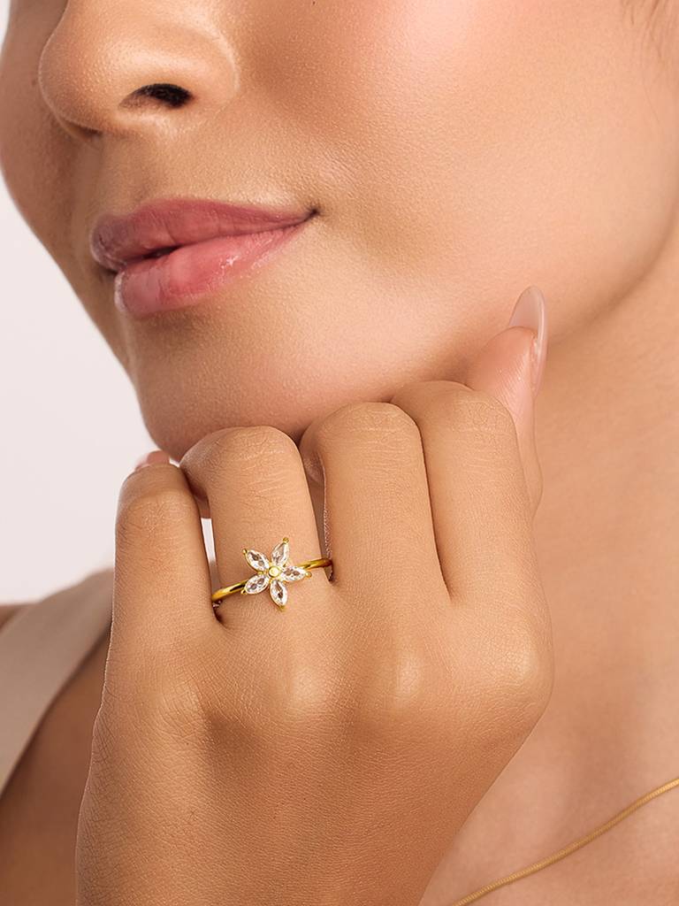18K Gold Plated Crystal Bloom Ring Stainless Steel Waterproof & Anti-Tarnish : R36ASSS0G