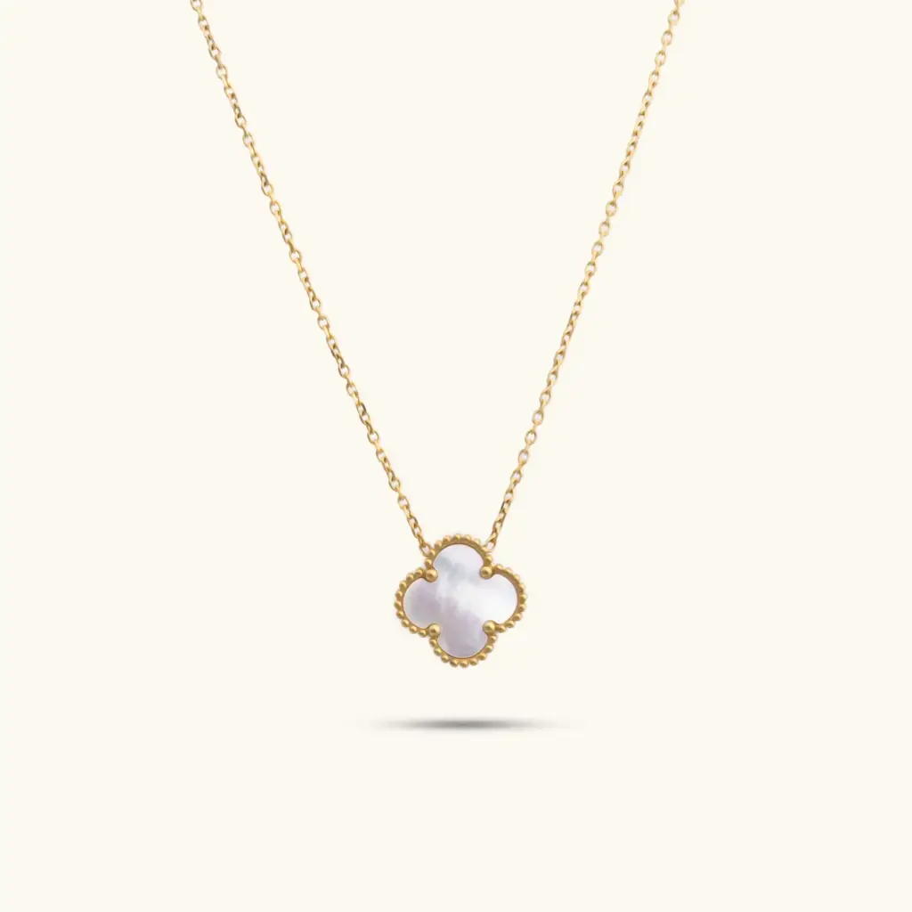 Dainty Clover Pendant Necklace - 18K Gold Plated : PDTTT041