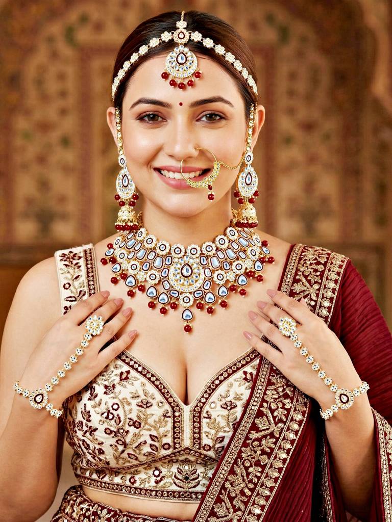 Bridal Kundan Jewellery Set With Hathphool & Nath : 2541-IZK-554-M