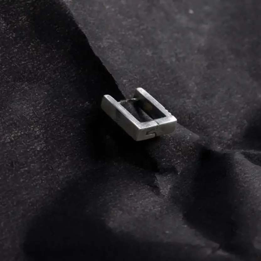 Rectangular Loop Stud : ZV-STD-REC-005