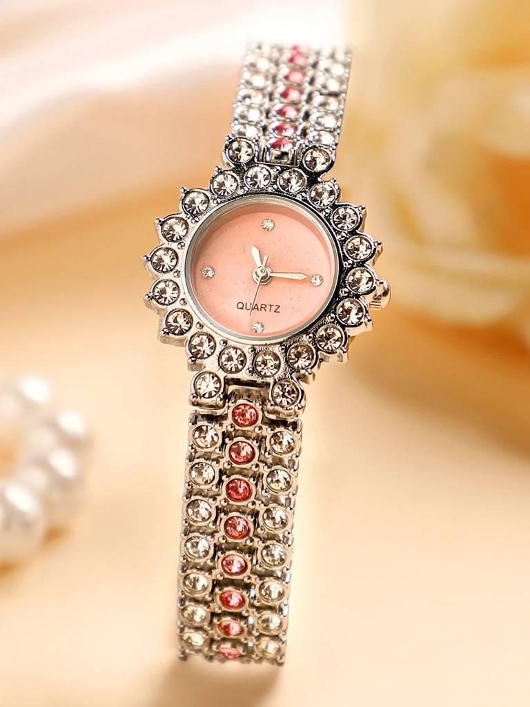 Embellished Round Watch : HSWC1120