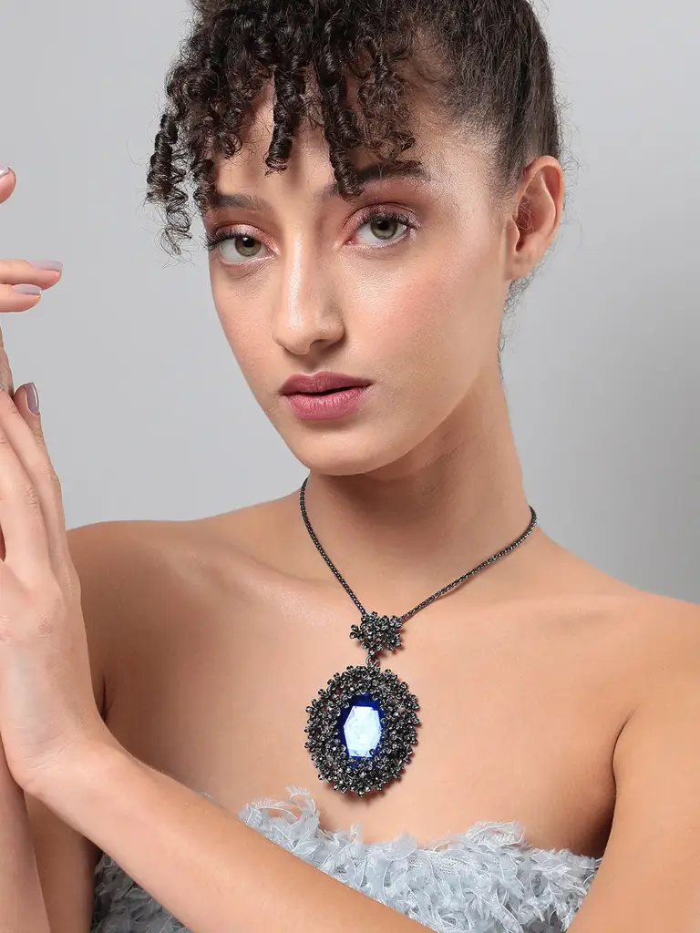 Arpita-Women'S Blooming Bauble Pendant Necklace : SOHINC8752