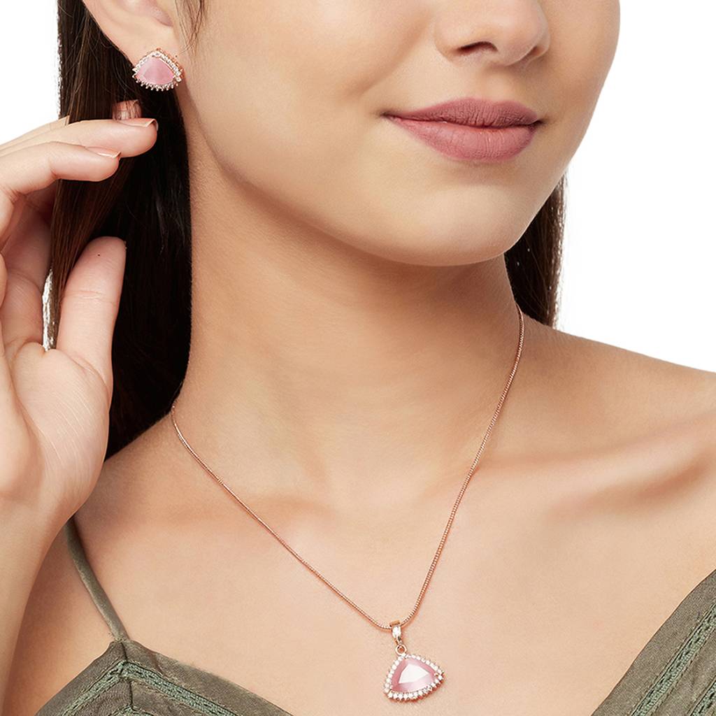 Generic Women Rose Gold Plated Pendant Set : 8905124443561