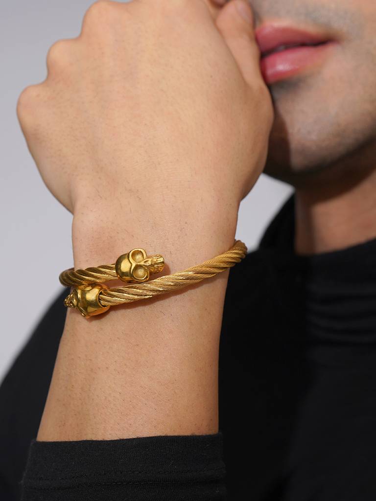 18K Gold-Plated Skull Cuff Waterproof Hypoallergenic Steel Bracelet : AN-LJ-GO-0010-DB-M