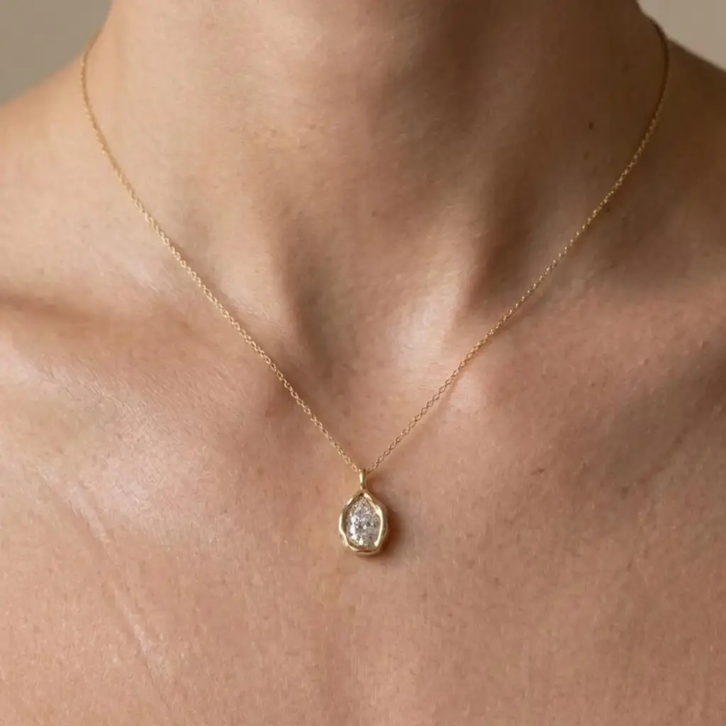 Prism Drop Semi Silver Pendant Necklace : VFL11-G-SM-C