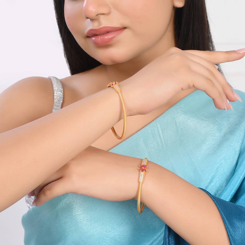 Sparkling Elegance Triangle Cut Red Cz Floral Bracelets : 8905124523232