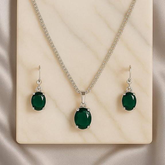 Sleek Ad Oval Pendant Set In Rhodium– Office & Daily Wear : AD-859-IRGNPDER