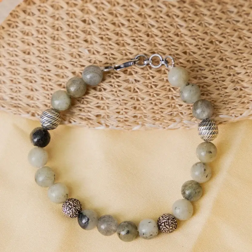 Labrodorite Crystal Silver Bracelet : ZV-BRC-NAT-006