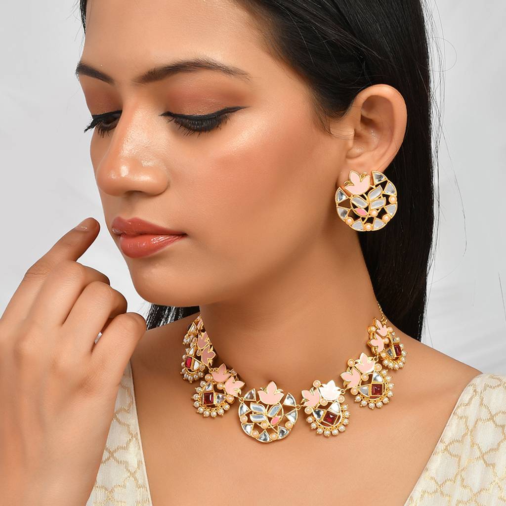 Forever More Floral Enamelled White Pearls Jewellery Set : 8905124497922
