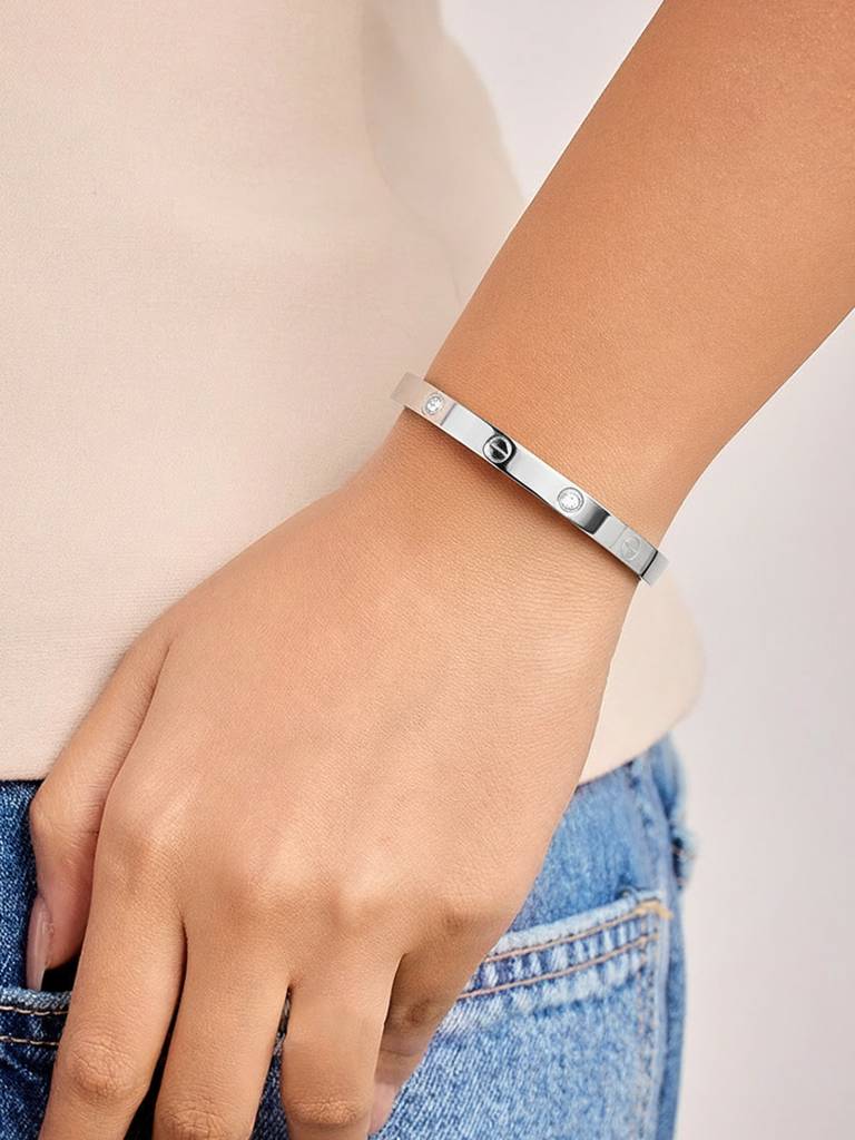 Classic Rivet Bangle Stainless Steel Waterproof & Anti-Tarnish : B54SJSS0S