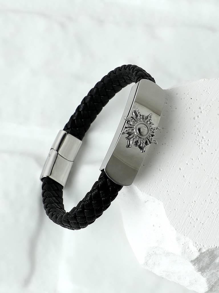 Men'S The Sun Leather Bracelet - Onyx Black : FABR1115
