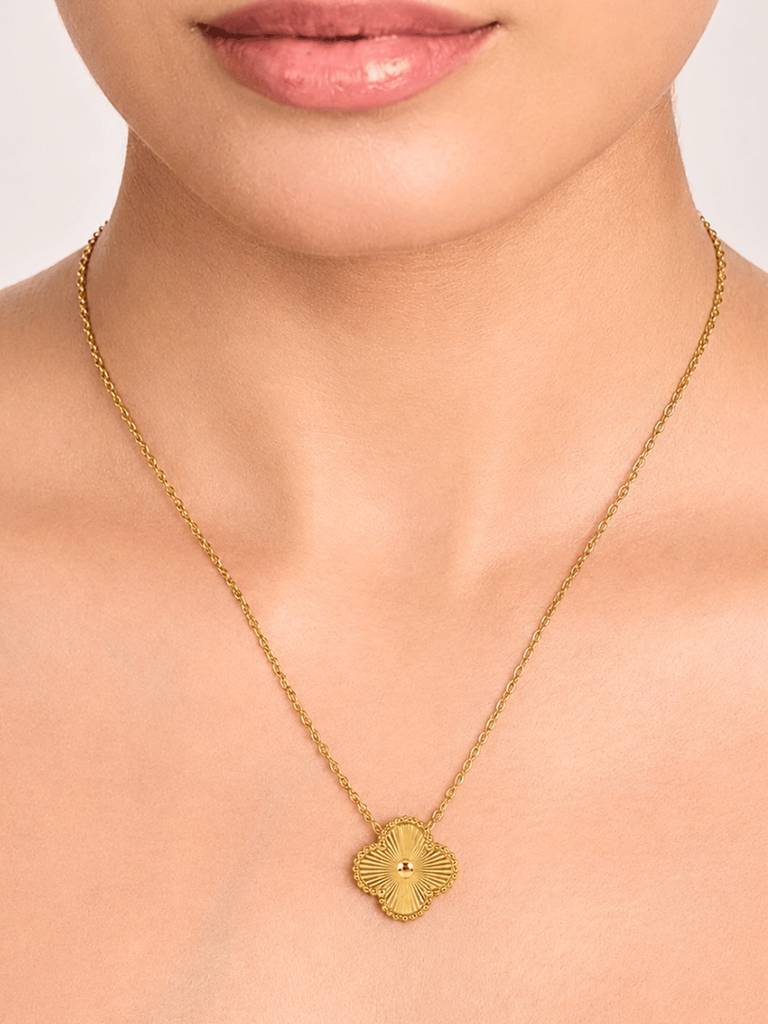18K Gold Plated Stainless Steel Waterproof & Anti-Tarnish Clover Necklace : N50SJSS0G