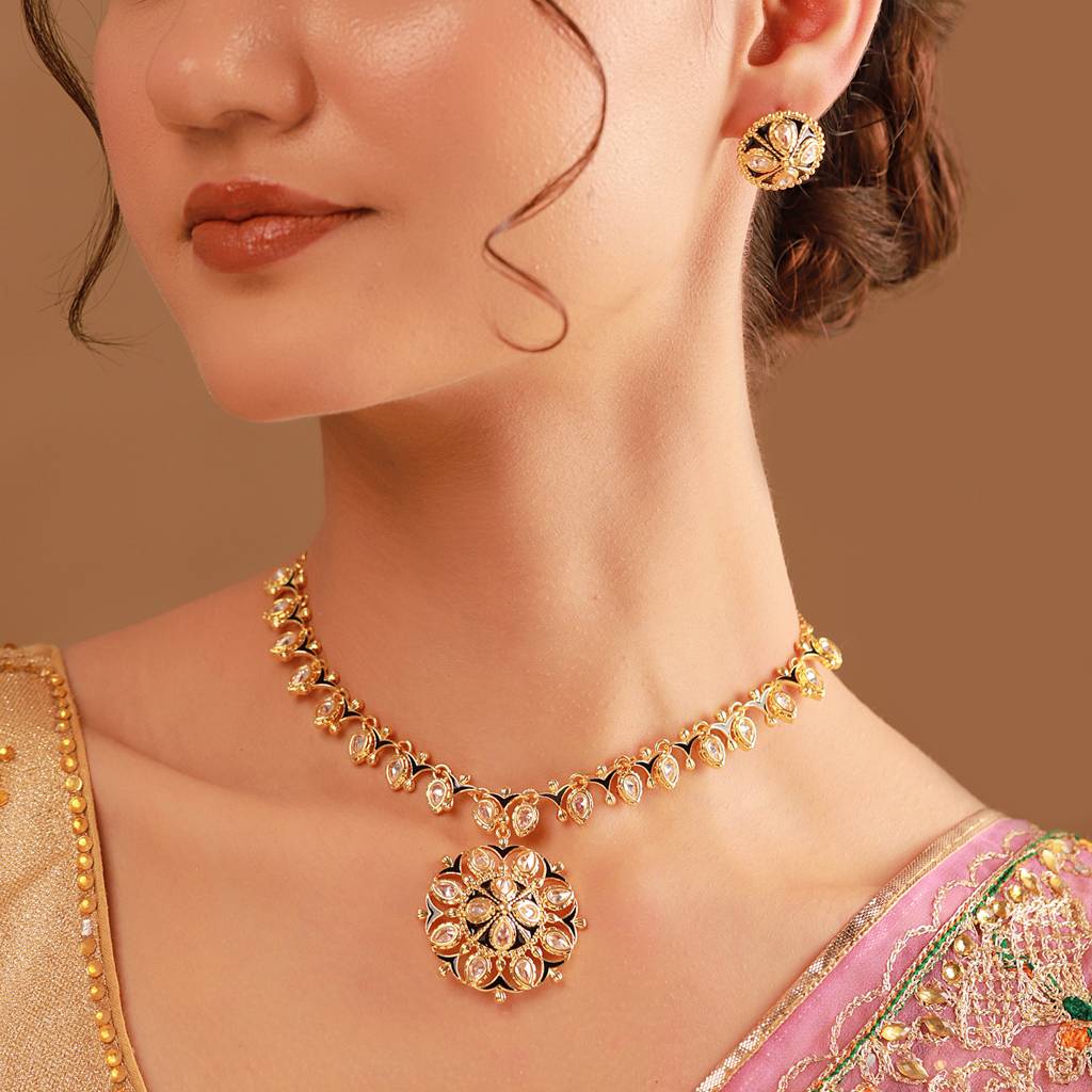 Gota Patti Mandala Haar Necklace Set : 8905124568073