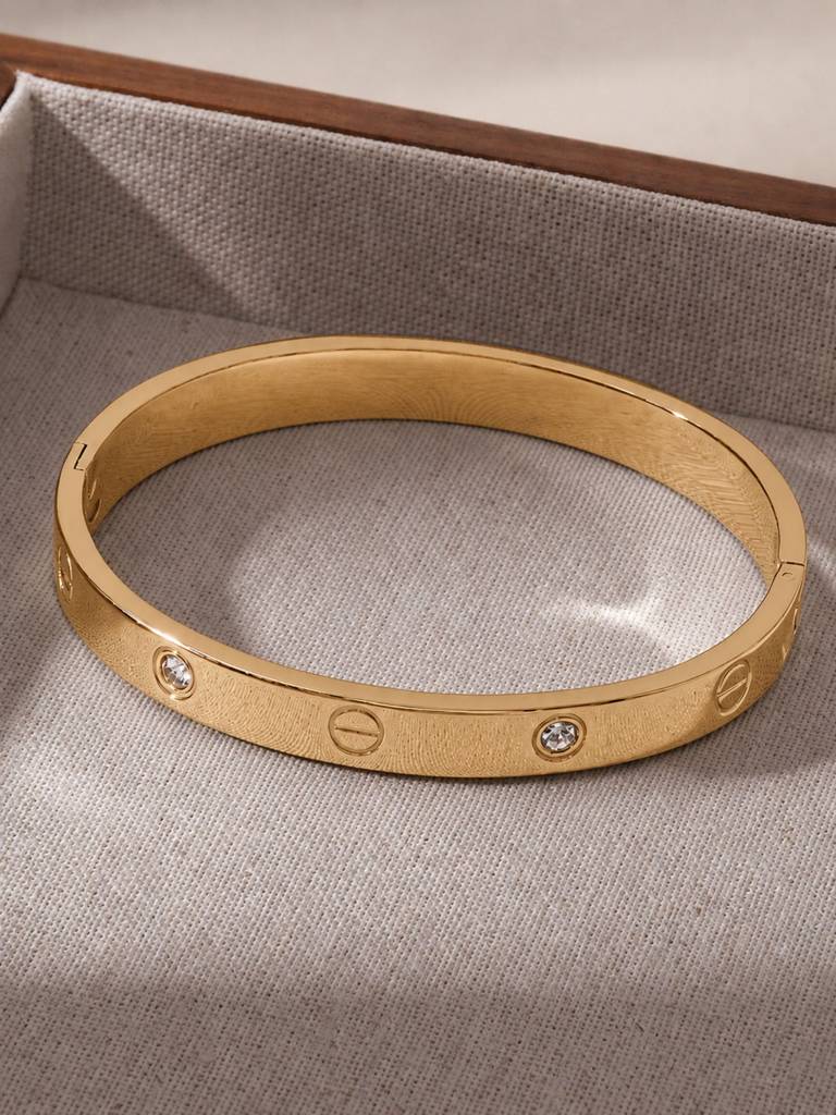 18K Plated Waterproof Anti-Tarnish Screw & Zircon Openable Bangle Bracelet : AHC0925B235G_RE