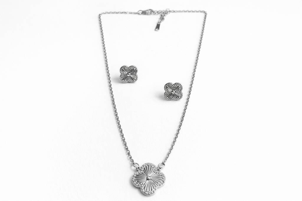 Silver Plated Floral Pendant Necklace & Stud Earrings Set : NEC-999-A8129