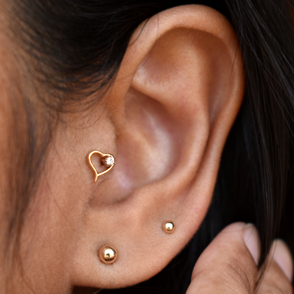 Natural Diamond Heart Nose Stud In 14K Yellow Gold C Wire : NP009-14Y-E-S