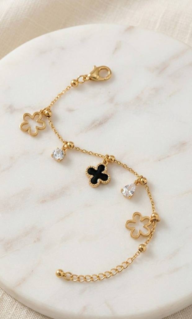 VELANTAE Nisha Fleur Noir Bracelet · Eternz