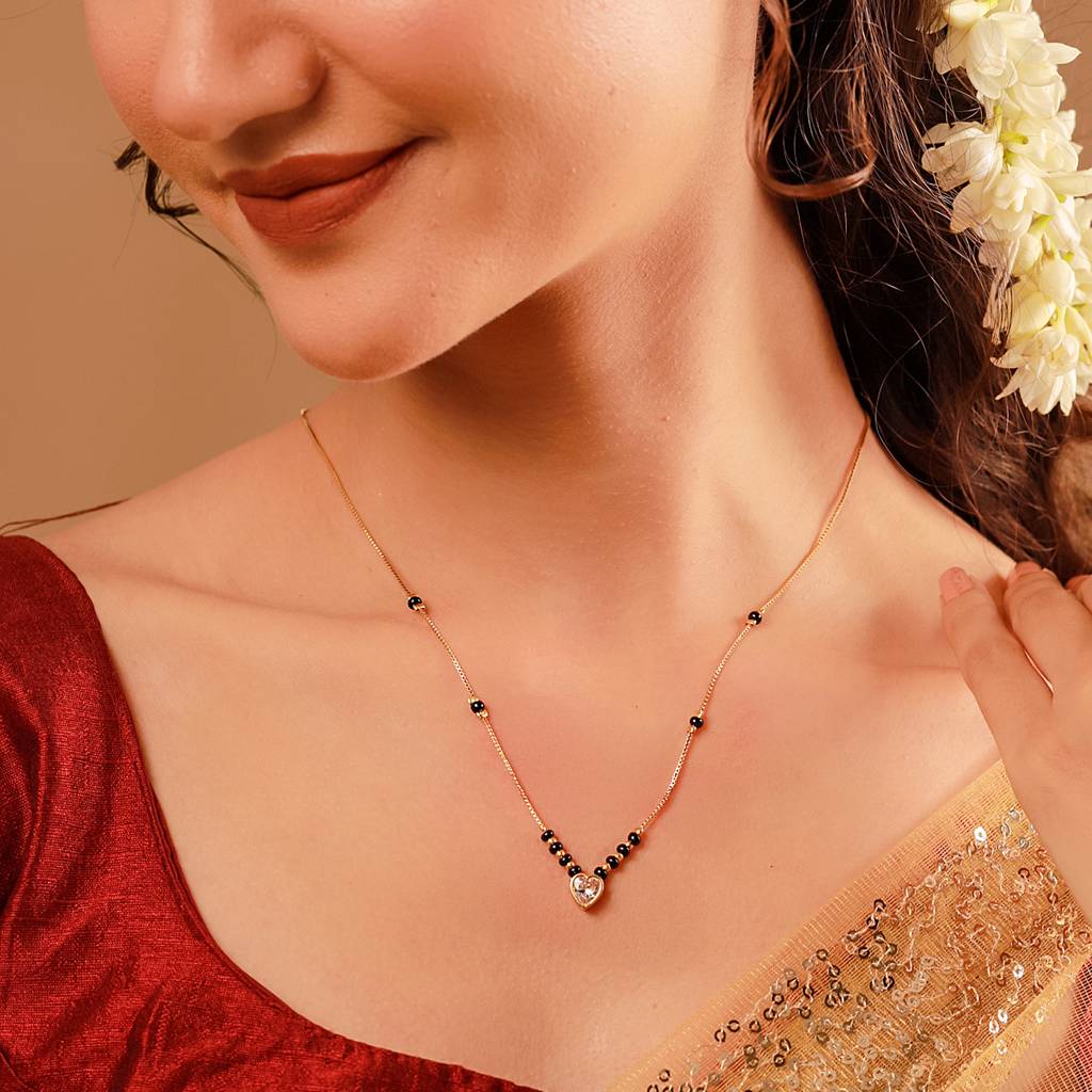 Gold Essentials Luvora American Diamond Mangalsutra : 8905124566093