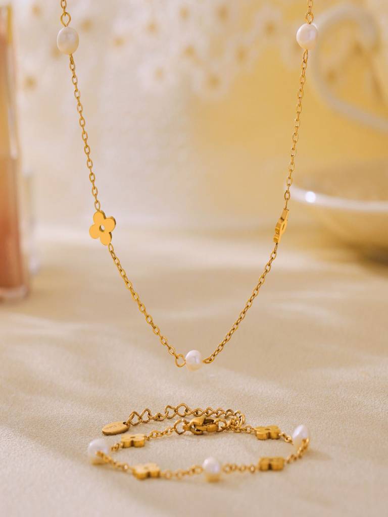 Set Of 2,18Kplated Waterproof Antitarnish Clover Pearl Charm Necklace & Bracelet : ALL0725NB241C2