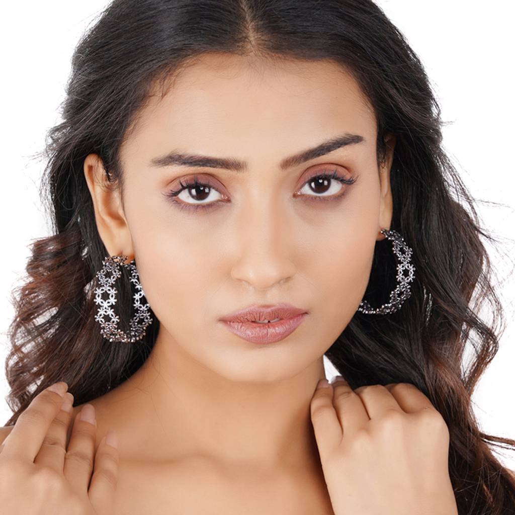 Fashion --Trendy Hoops Brass Earrings : 8905124434736