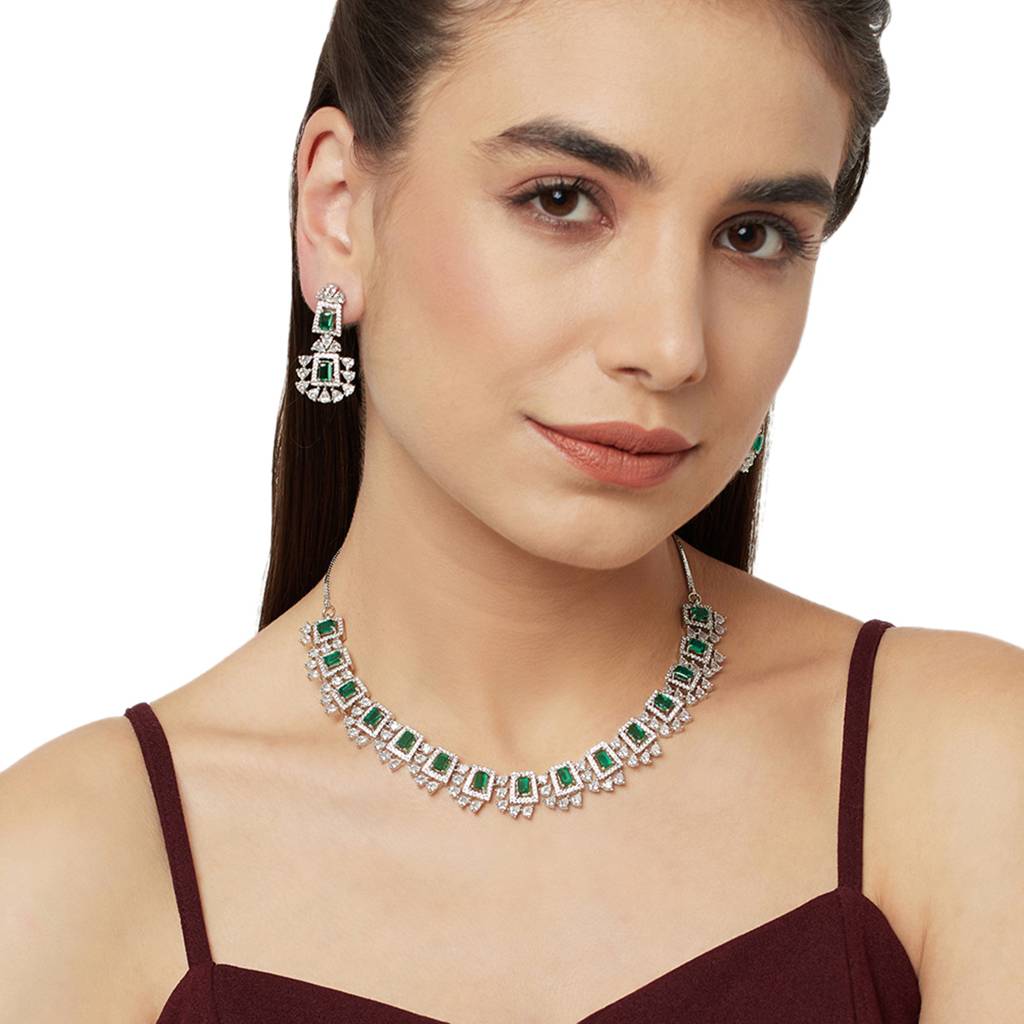 Green And White Cz Gems Necklace Set : 8905124460353