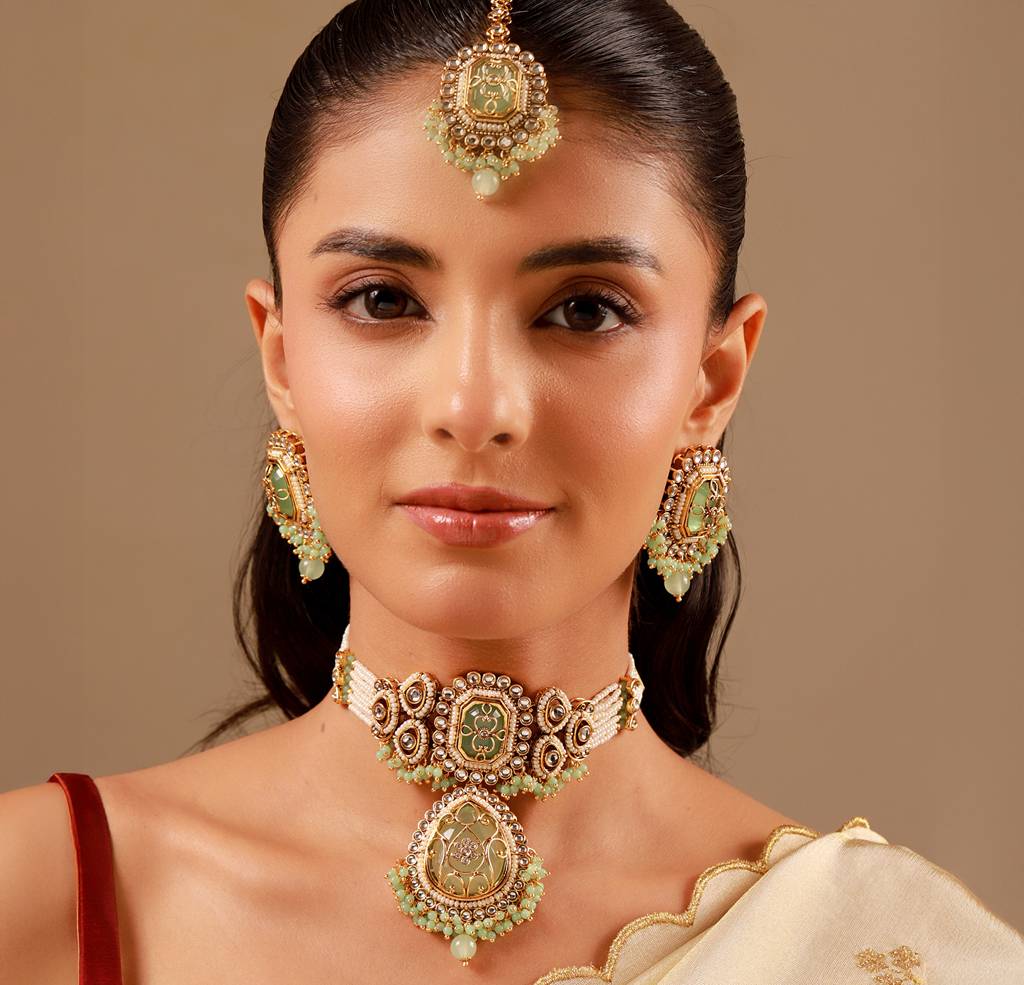 Kundan Opulance Light Green Cz-Pearl Beaded Yellow Gold-Plated Choker Set : 8905124585414
