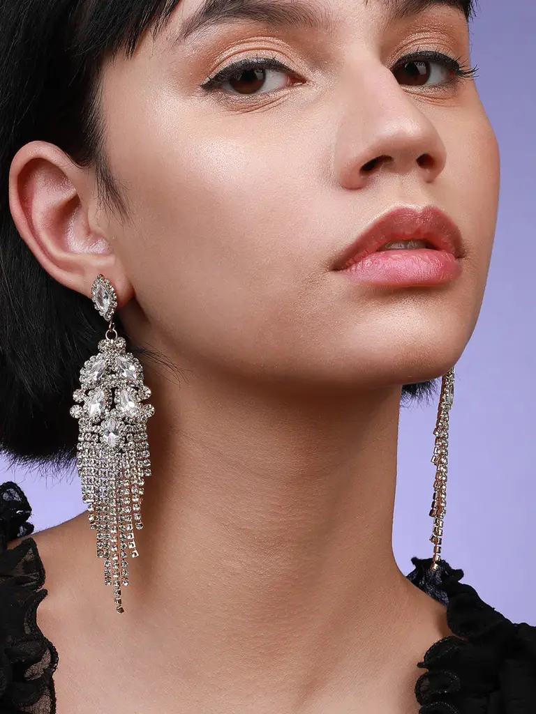 Vasudha-Graceful Cascades: Sohi'S Drop Earrings : SOHIER9355