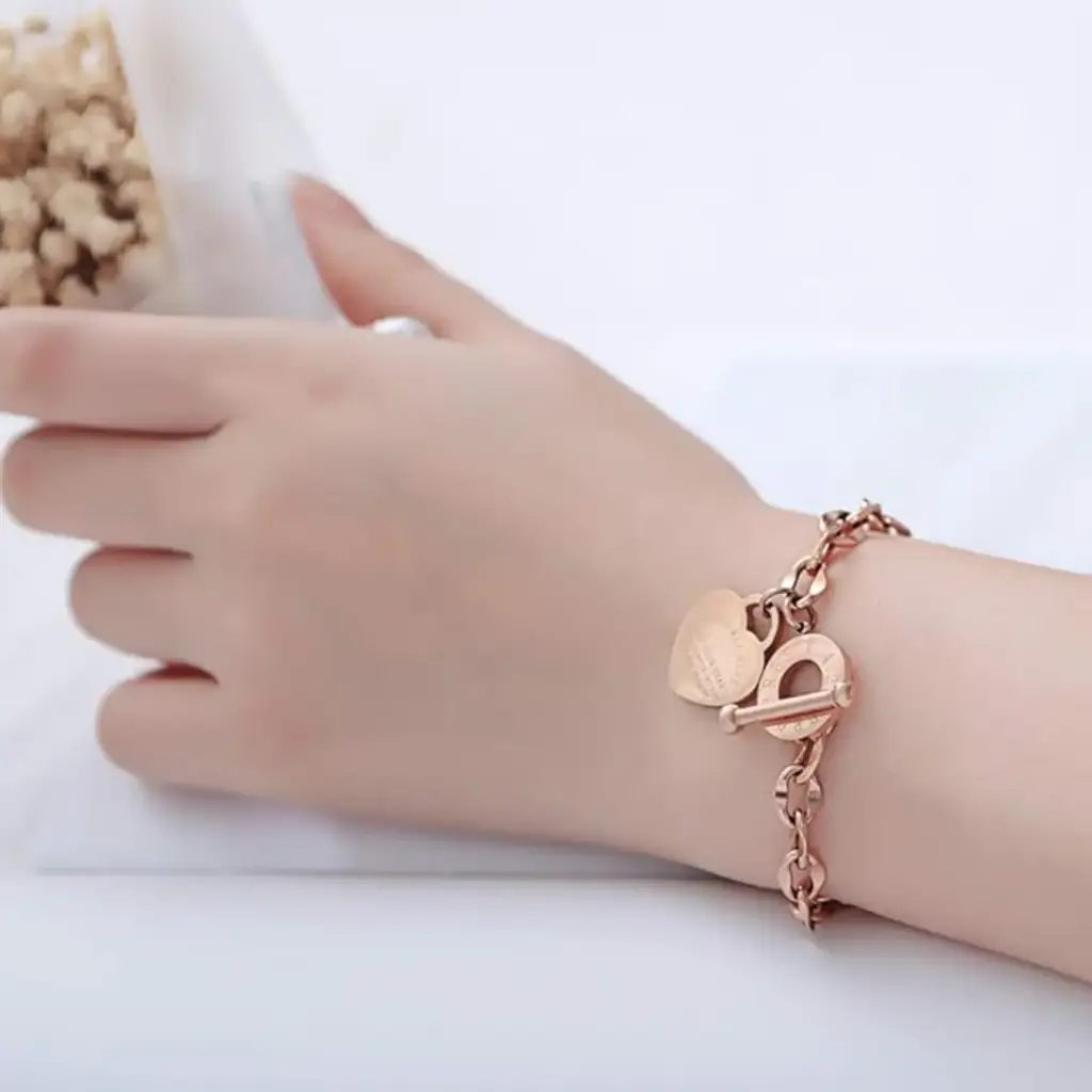 Forever Linked Heart Charm Bracelet : BS14618-RG