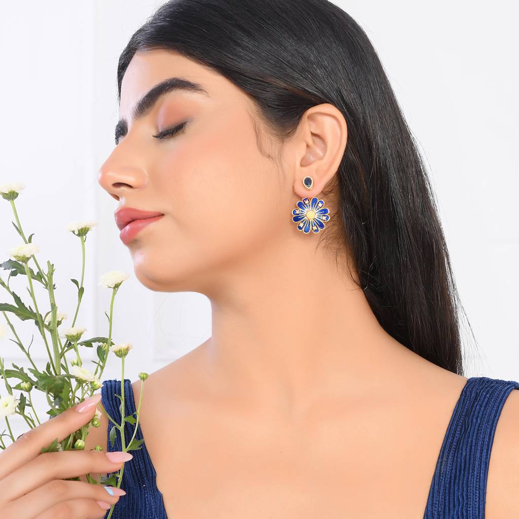 Flower Fantasy Sapphire Blue Daisy Ear Jackets : 8905124528824