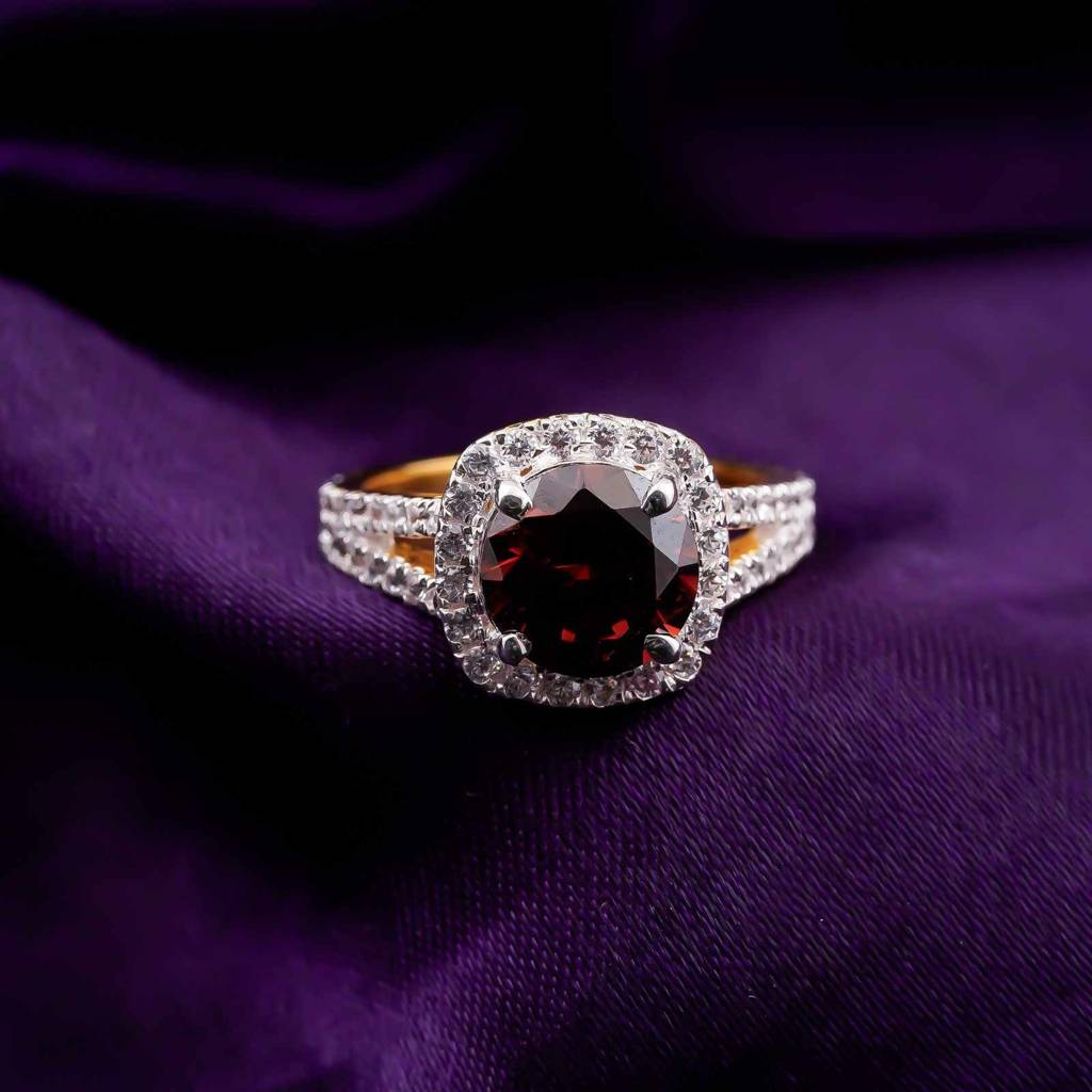 Silver Red Garnet Halo Ring : ZLR-1222-10